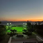 Dom wakacyjny Seaside With Private Football Pitch