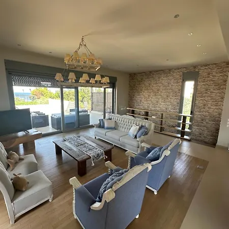 Seaside With Private Football Pitch * Nea Styra